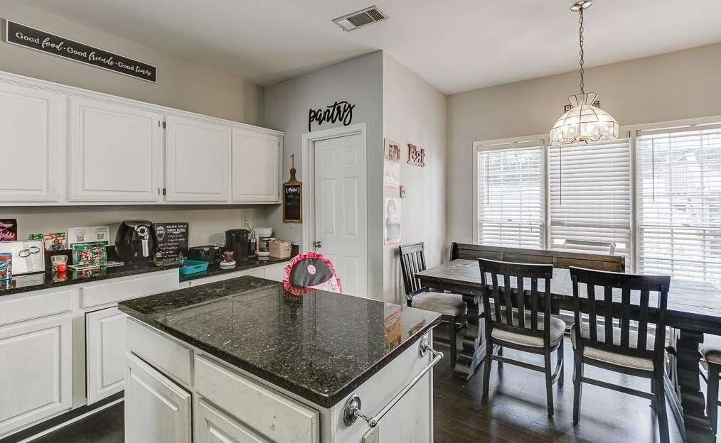 775 Prestonwood Dr, Lawrenceville GA  30043-4284 exterior