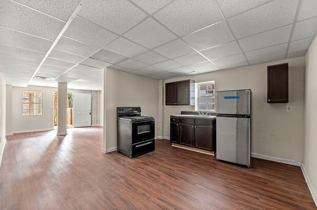 1542 Pineview Ter, Atlanta GA  30311-2746 exterior