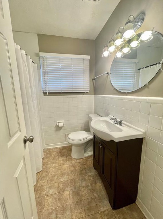 1367 Austin Rd, Decatur GA  30032-3150 exterior