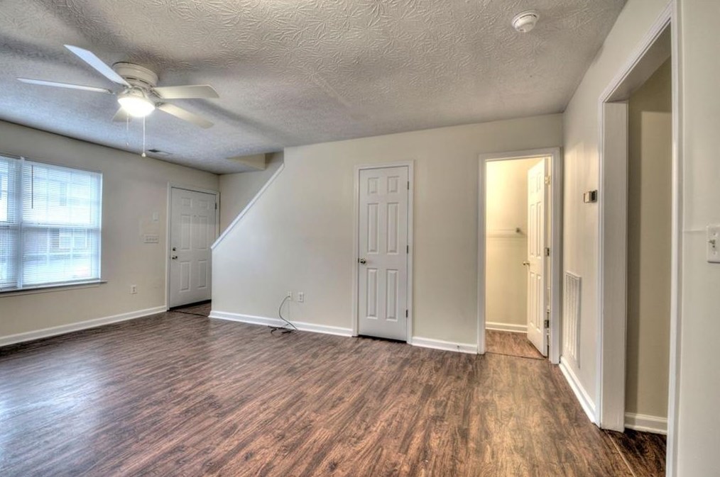 84 Point Place Dr, Euharlee GA  30120-7928 exterior