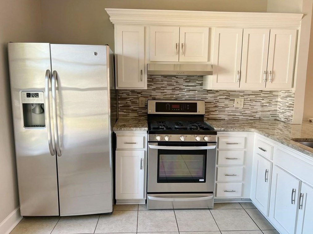 4745 Carversham Way, Alpharetta GA  30022-4514 exterior