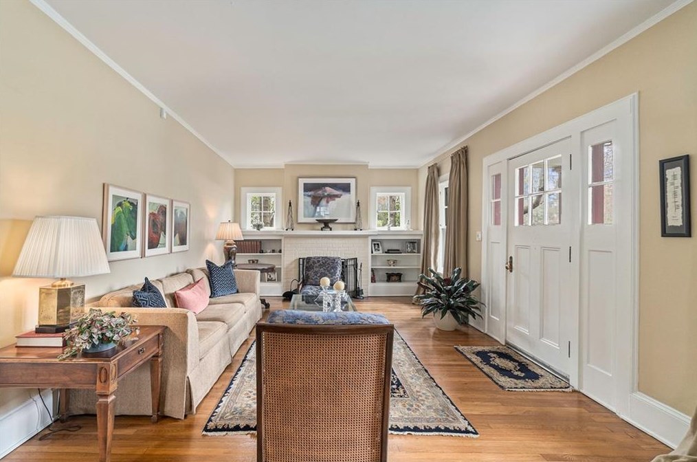 209 Michigan Ave, Decatur GA  30030-1850 exterior