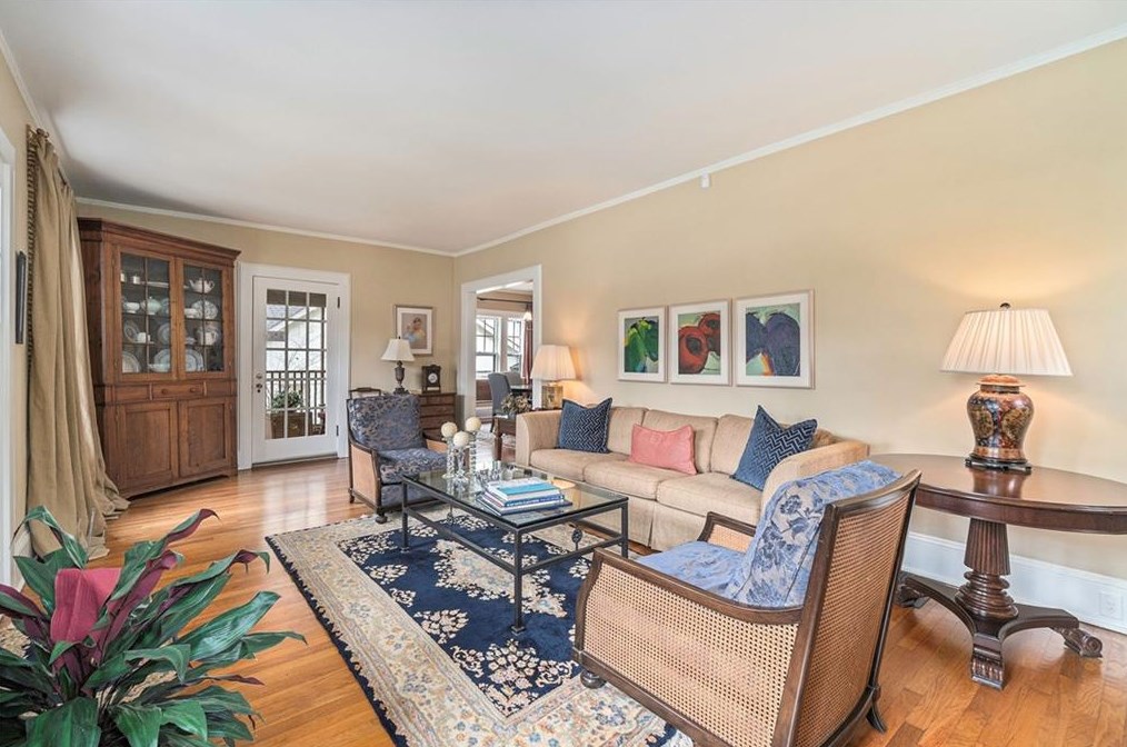 209 Michigan Ave, Decatur GA  30030-1850 exterior