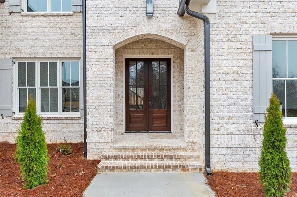 1099 Bream Dr, Alpharetta GA  30004-4413 exterior