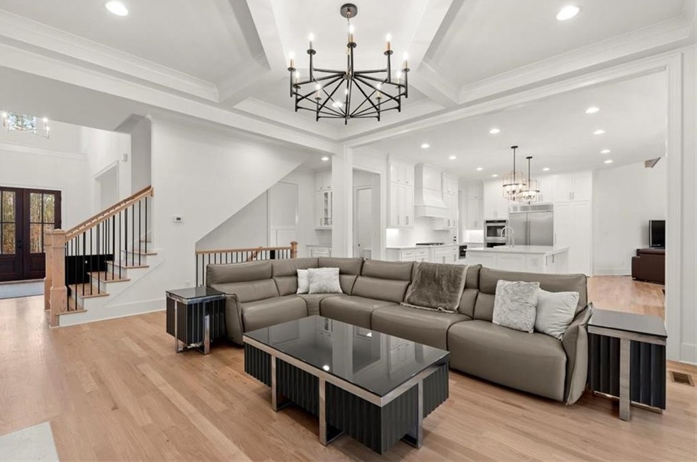 1099 Bream Dr, Alpharetta GA  30004-4413 exterior