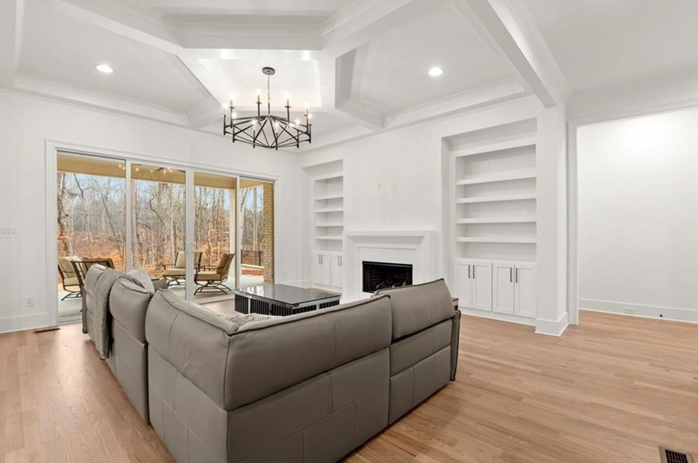 1099 Bream Dr, Alpharetta GA  30004-4413 exterior