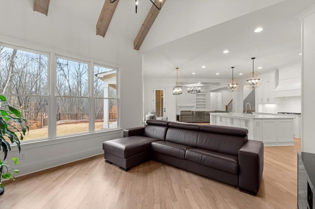 1099 Bream Dr, Alpharetta GA  30004-4413 exterior