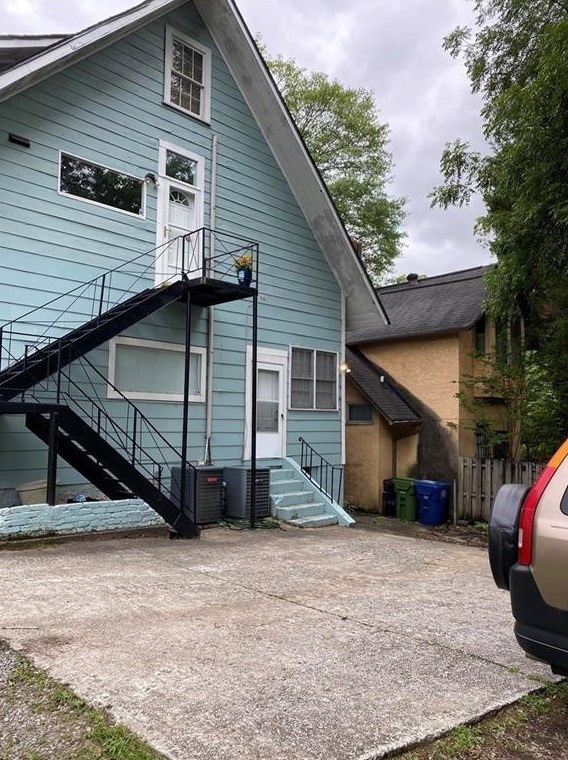 232 Sydney St, Atlanta GA  30312-3052 exterior