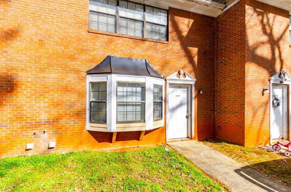 1890 Patterson Cir, Lawrenceville GA  30044-4509 exterior