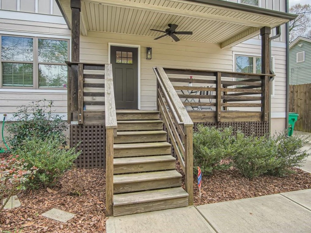 3001 Alston Dr, Decatur GA  30032-3208 exterior