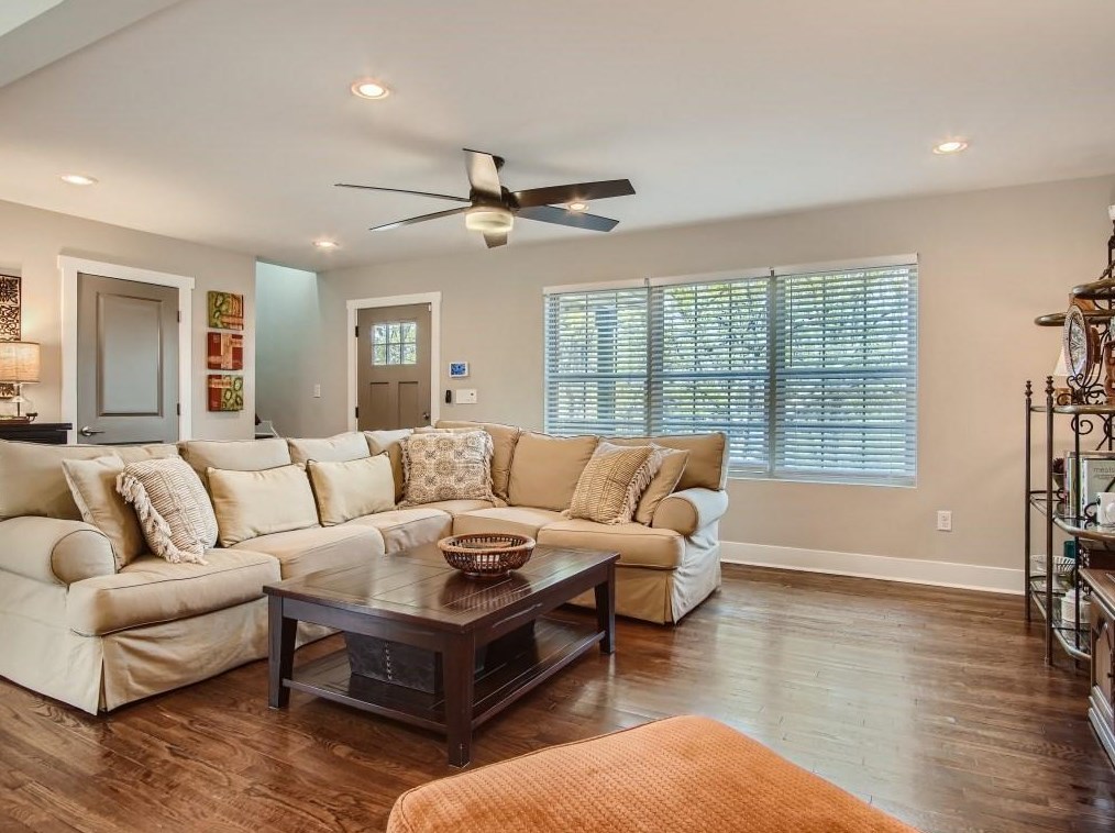 3001 Alston Dr, Decatur GA  30032-3208 exterior