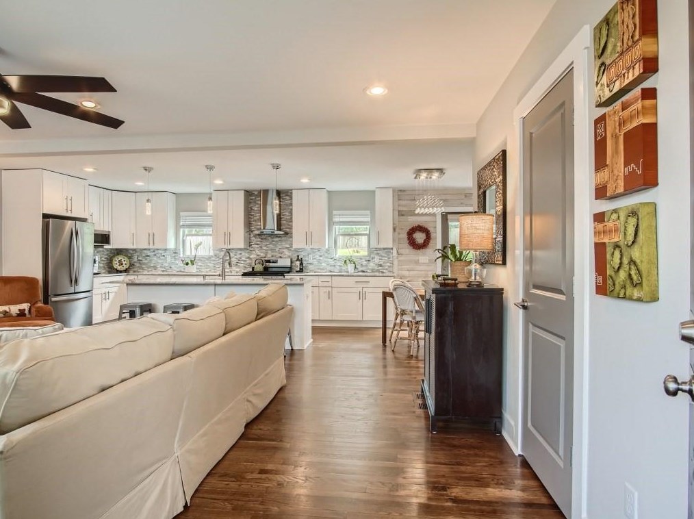 3001 Alston Dr, Decatur GA  30032-3208 exterior