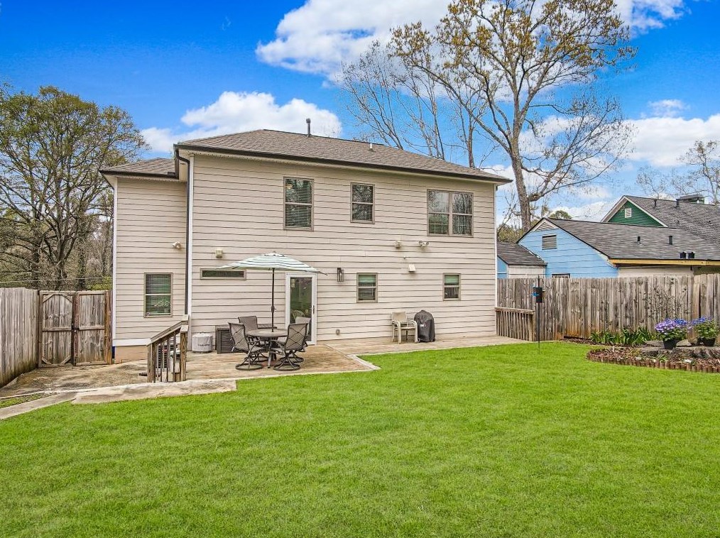 3001 Alston Dr, Decatur GA  30032-3208 exterior