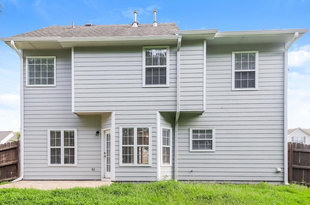 18 Liberty Dr, Euharlee GA  30121-3357 exterior