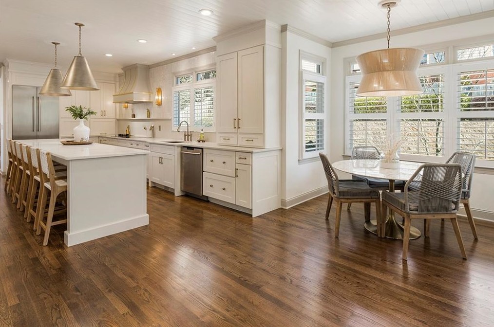 360 Cotton Field Way, Alpharetta GA  30022-8284 exterior