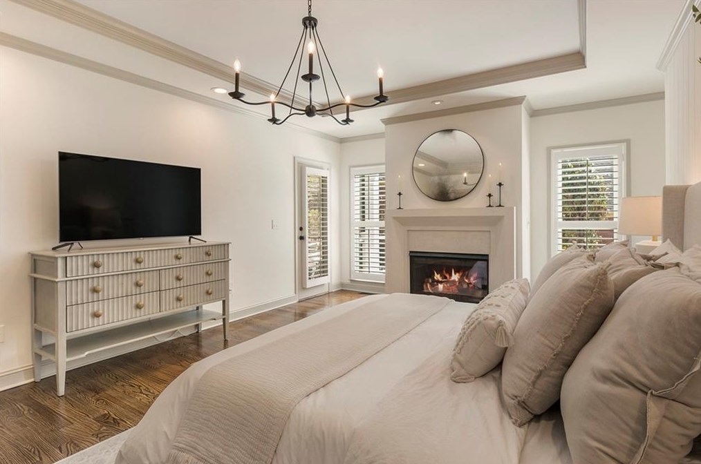 360 Cotton Field Way, Alpharetta GA  30022-8284 exterior