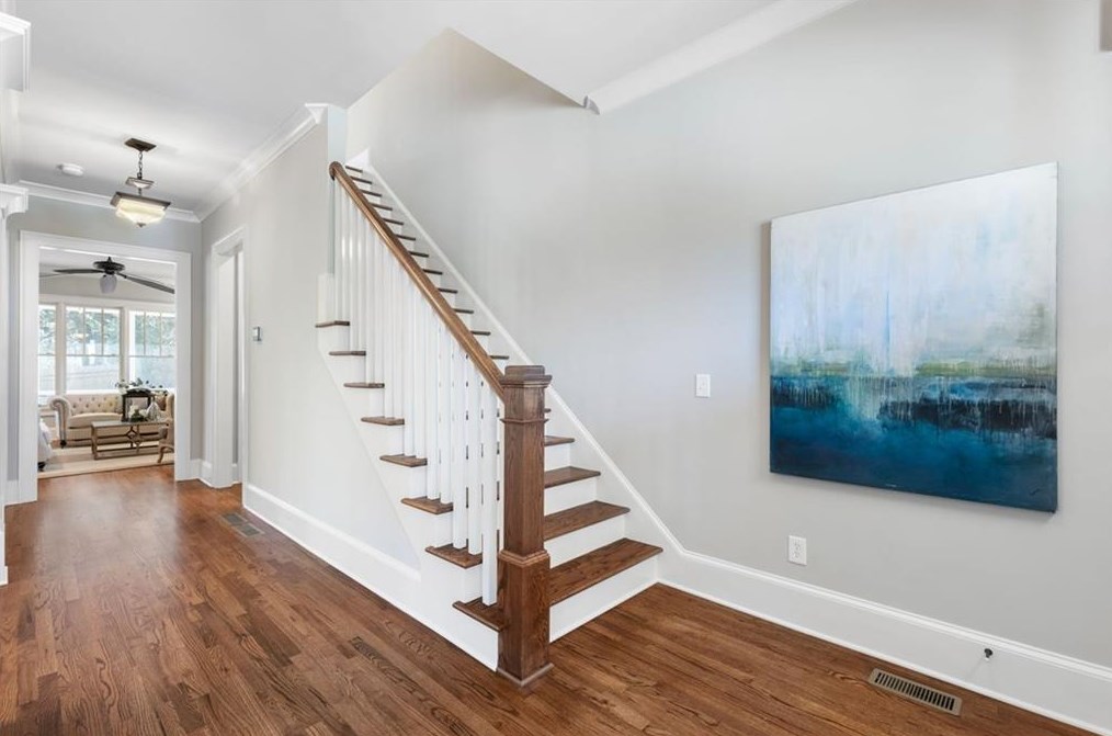 1453 Woodland Hl Dr, Atlanta GA  30324-4627 exterior