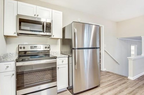 2202 Troutdale Dr, Decatur GA  30032-6046 exterior