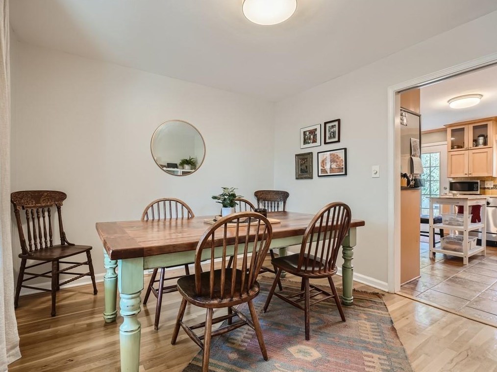 1197 Mclendon Dr, Decatur GA  30033-3925 exterior