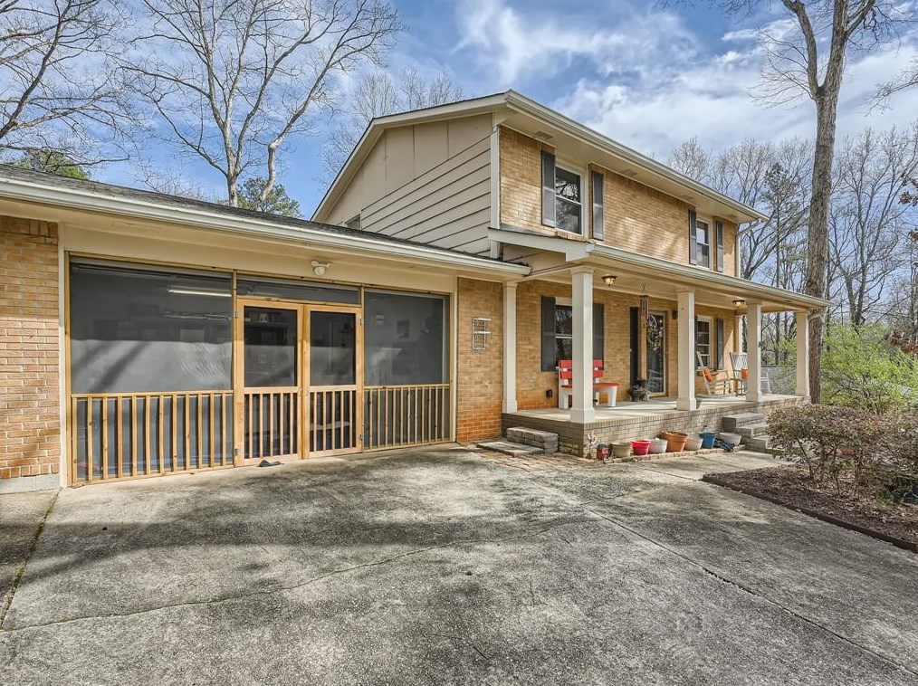 1197 Mclendon Dr, Decatur GA  30033-3925 exterior