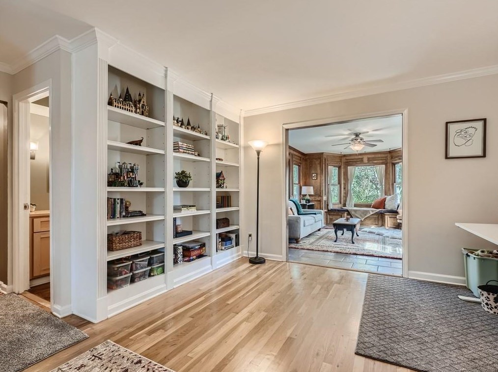 1197 Mclendon Dr, Decatur GA  30033-3925 exterior