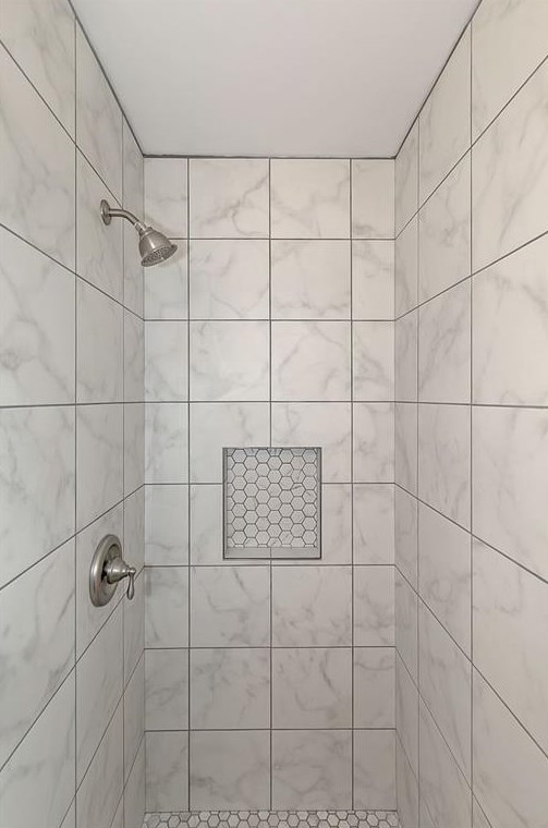 1424 Diamond Head Cir, Decatur GA  30033-2304 exterior