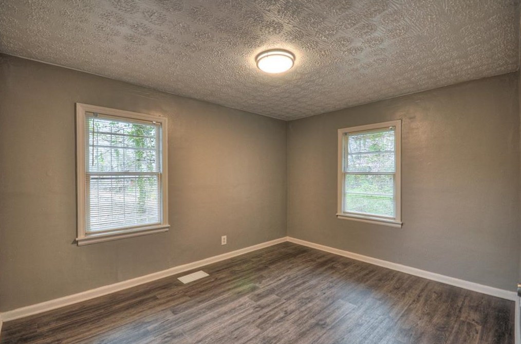 2823 Oakland Ter, Decatur GA  30032-5518 exterior