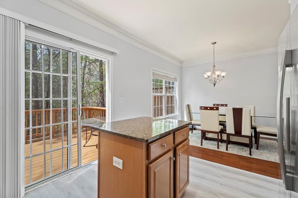7822 Welsford Pt, Atlanta GA  30350-5894 exterior