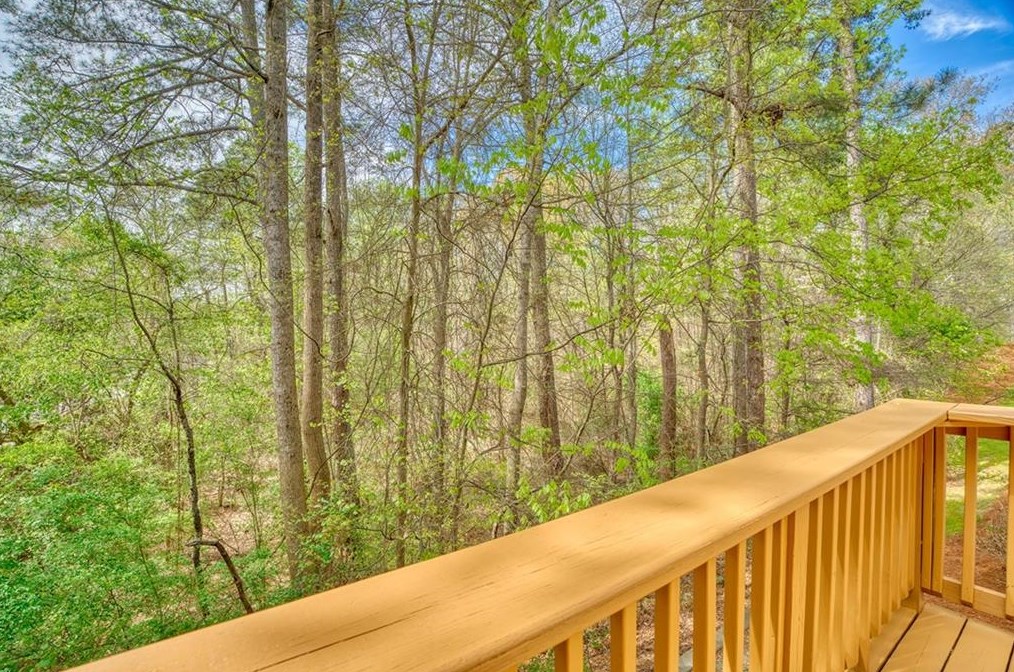 7822 Welsford Pt, Atlanta GA  30350-5894 exterior