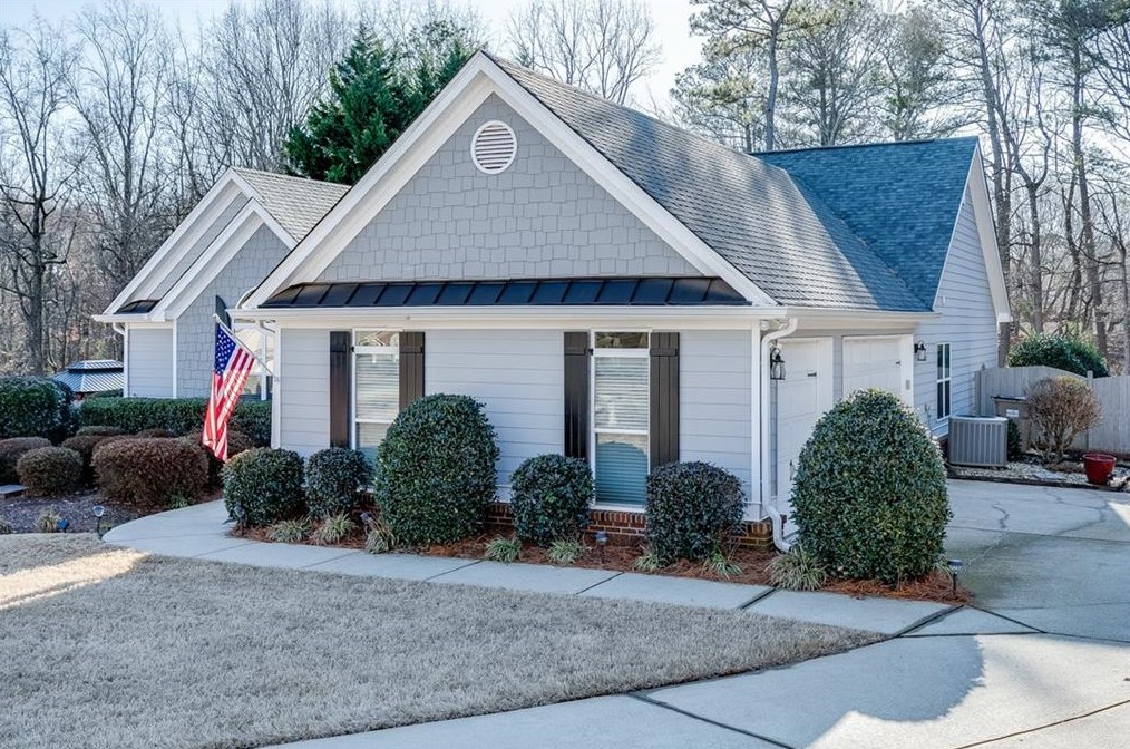 821 Caleb Dr, Winder GA  30680-2886 exterior
