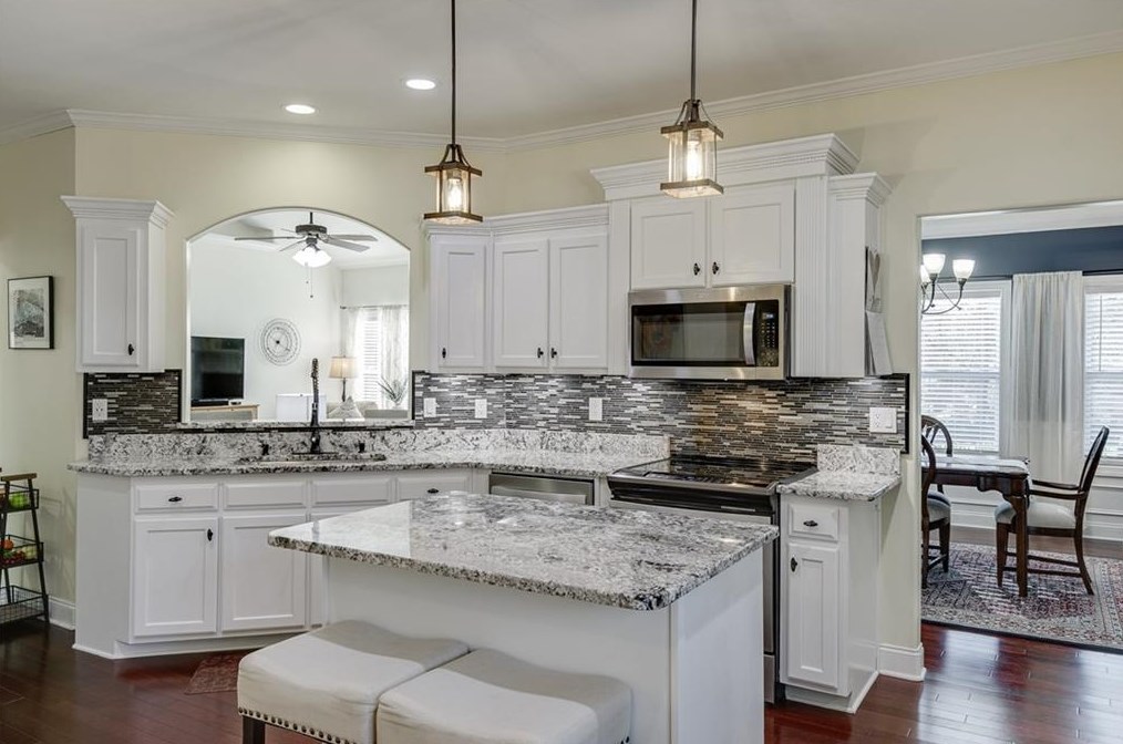 821 Caleb Dr, Winder GA  30680-2886 exterior