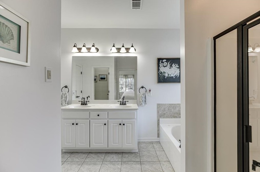 821 Caleb Dr, Winder GA  30680-2886 exterior