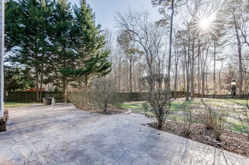 821 Caleb Dr, Winder GA  30680-2886 exterior