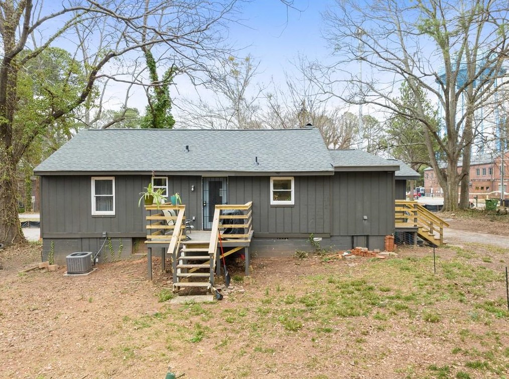 2511 Mcafee Rd, Decatur GA  30032-4160 exterior