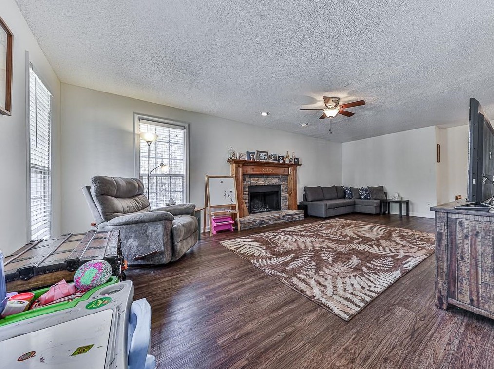 162 Kipling Dr, Dallas GA  30132-8441 exterior