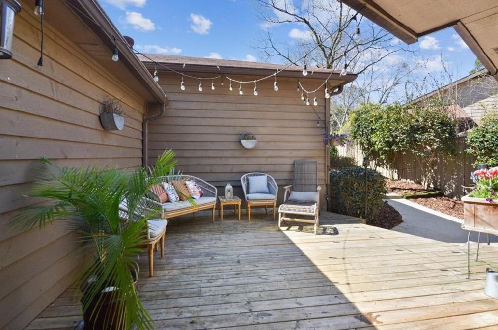 535 Putters Ct, Alpharetta GA  30022-5367 exterior