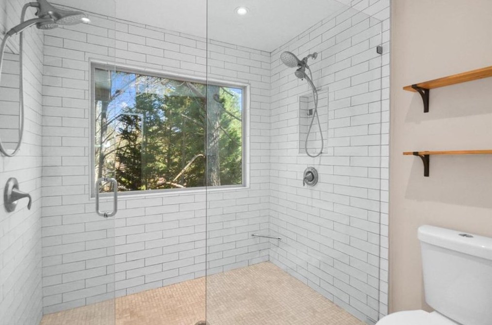 535 Putters Ct, Alpharetta GA  30022-5367 exterior