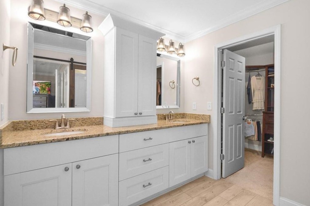 535 Putters Ct, Alpharetta GA  30022-5367 exterior