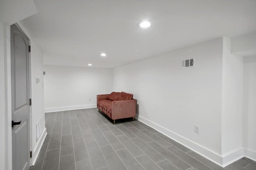 1375 Alverado Way, Decatur GA  30032-2927 exterior