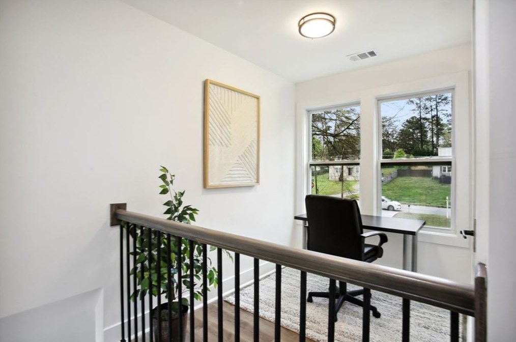 1375 Alverado Way, Decatur GA  30032-2927 exterior