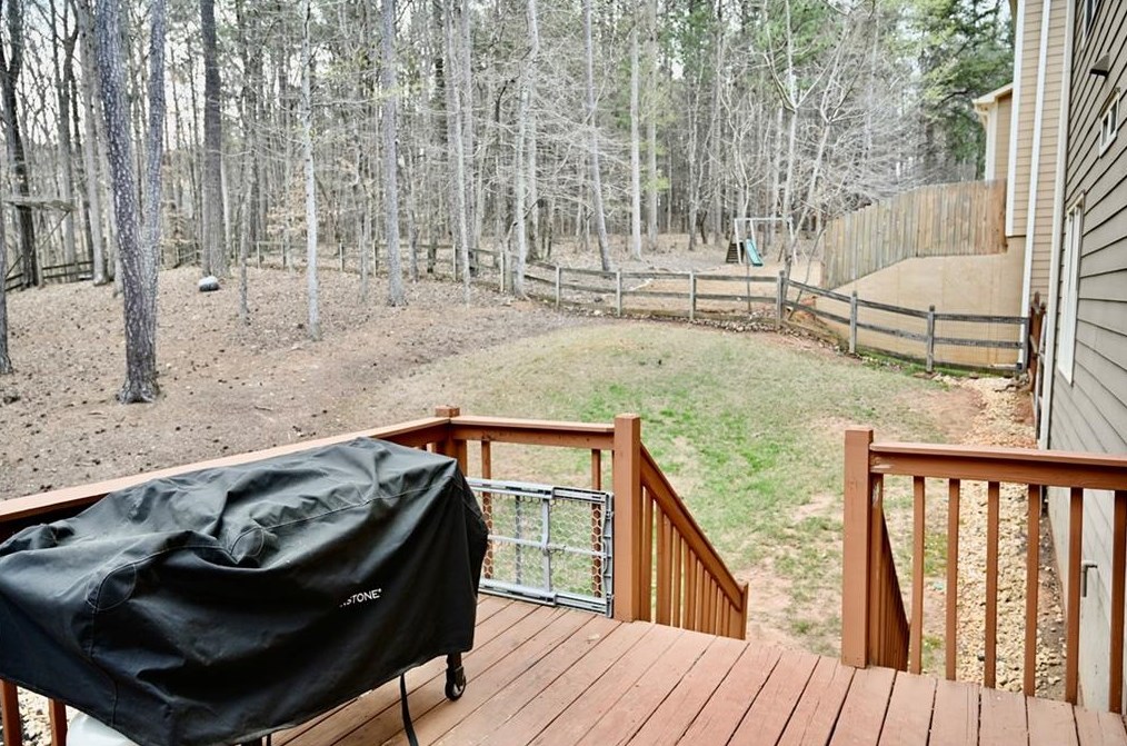 528 Homestead Dr, Dallas GA  30157-4631 exterior