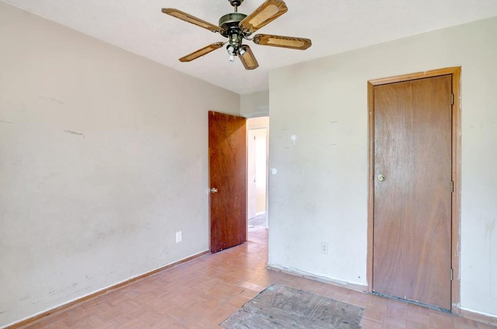 2457 Corner Shoals Dr, Decatur GA  30034-1224 exterior