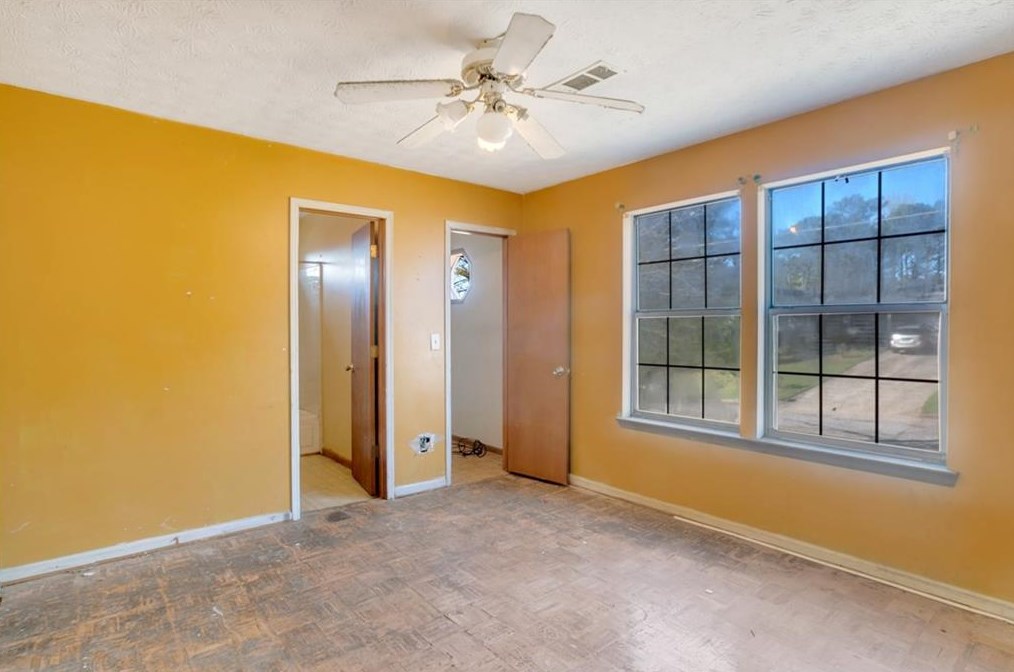 2457 Corner Shoals Dr, Decatur GA  30034-1224 exterior