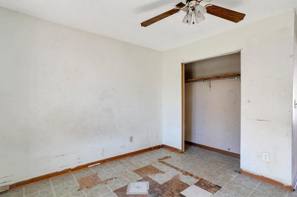 2457 Corner Shoals Dr, Decatur GA  30034-1224 exterior