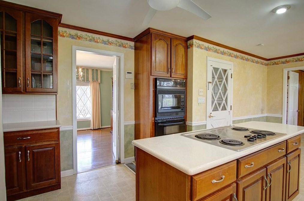 144 Devonwood Dr, Calhoun GA  30701-2026 exterior