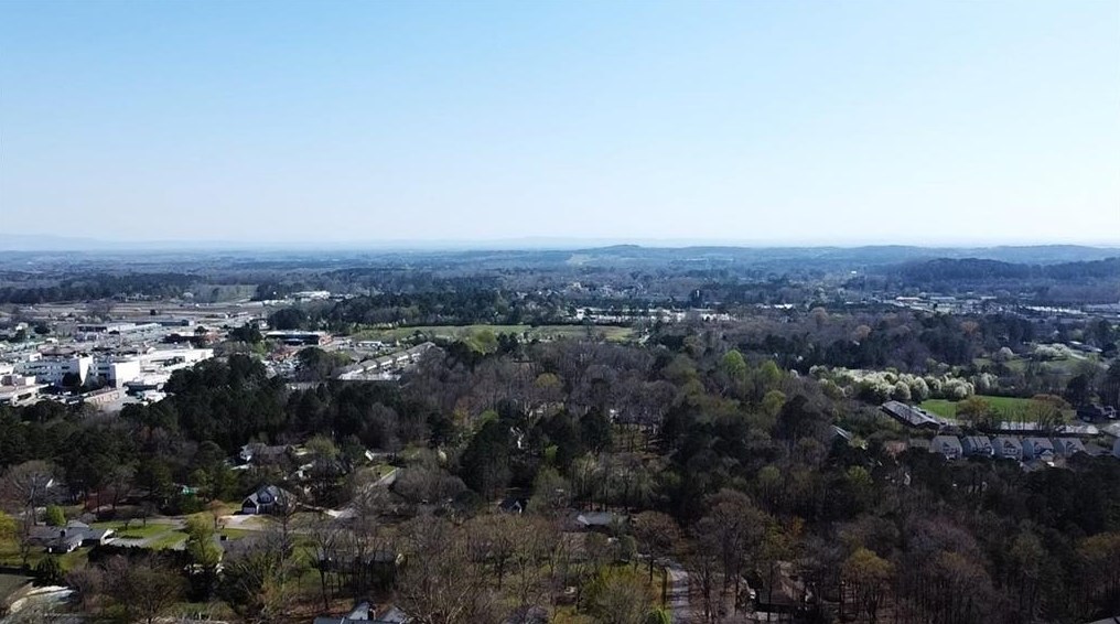 144 Devonwood Dr, Calhoun GA  30701-2026 exterior