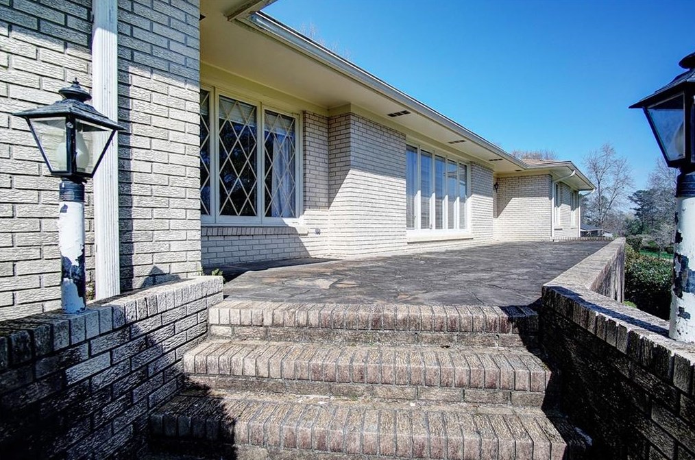 144 Devonwood Dr, Calhoun GA  30701-2026 exterior