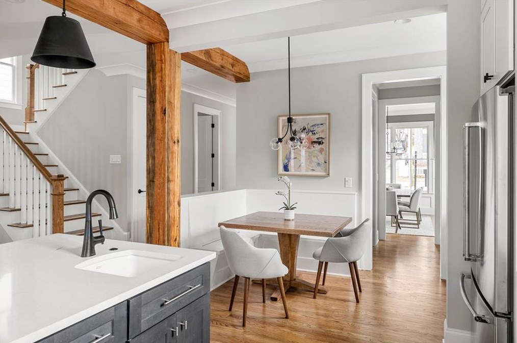 250 Lake Dr, Decatur GA  30030-3526 exterior