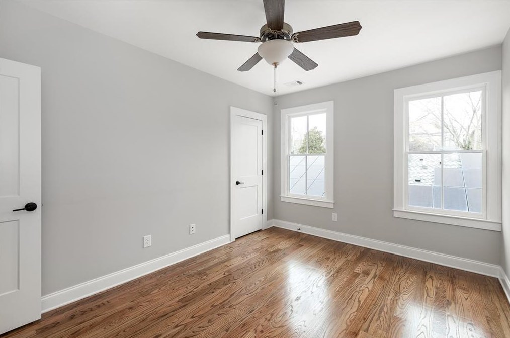 250 Lake Dr, Decatur GA  30030-3526 exterior