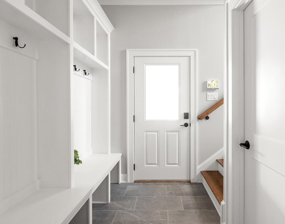 250 Lake Dr, Decatur GA  30030-3526 exterior